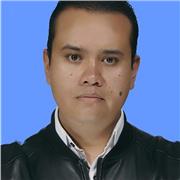 Profesor universitario especializado en áreas de alta gerencia y administrativas